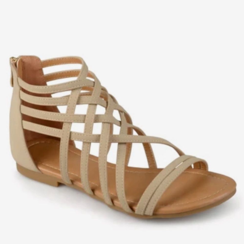 Journee Hanni Sandal Wide!